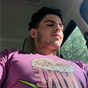 Meet your Posher, Chase